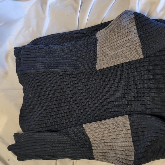 Men's XL long sleeve sweater - Picture 3 of 4